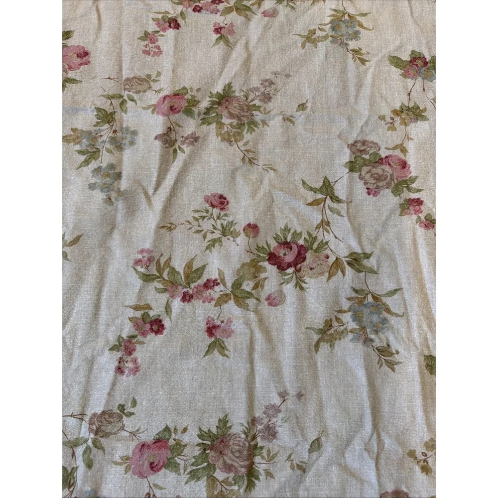 Beige Rose Floral Reversible Tablecloth 60x80 Country Cottage Farmhouse